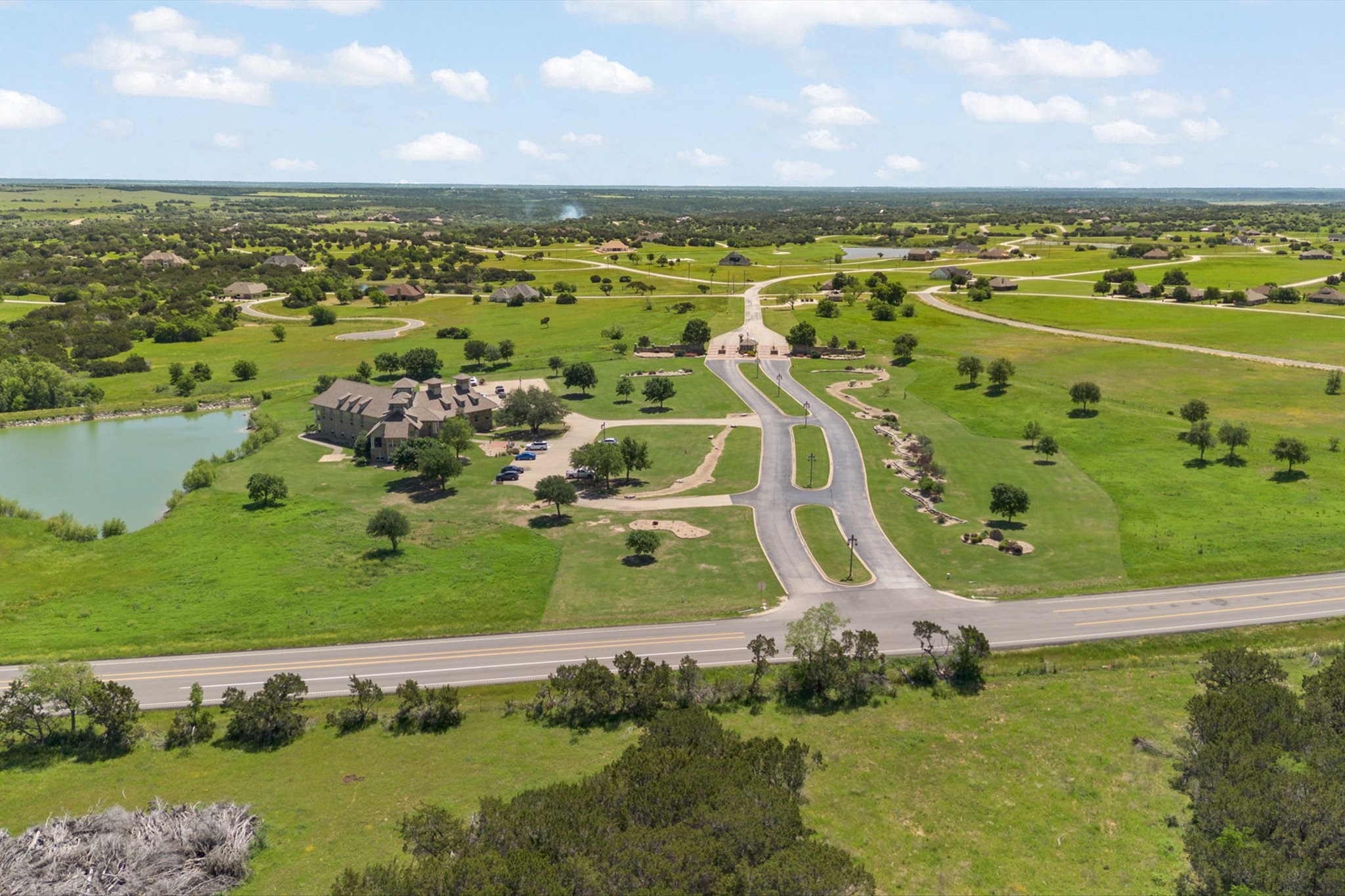 7420 S Aberdeen Drive Cleburne TX 76033