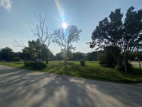1701 Dallas Street Brownwood TX 76801