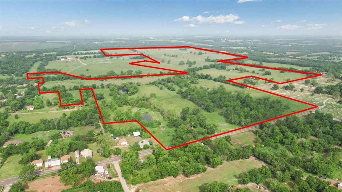 Tbd N Fm 100 Honey Grove TX 75446