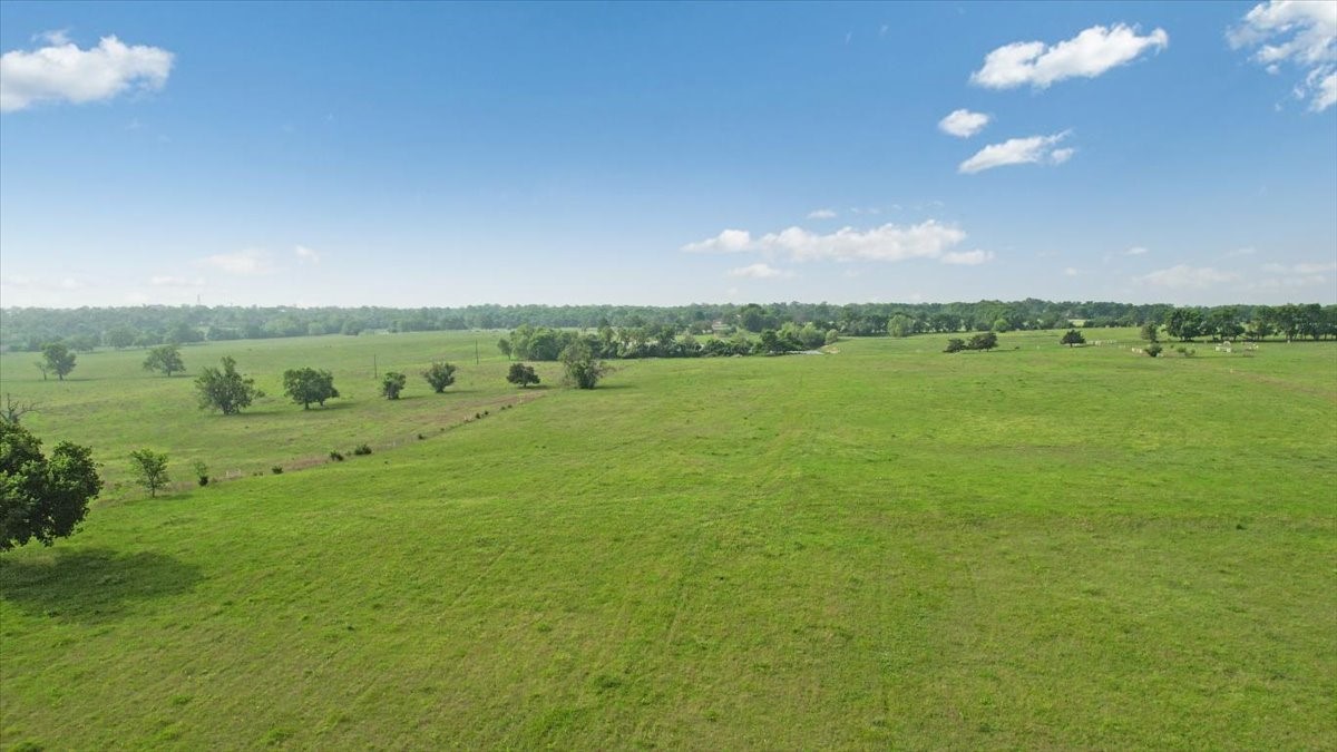 Tbd N Fm 100 Honey Grove TX 75446