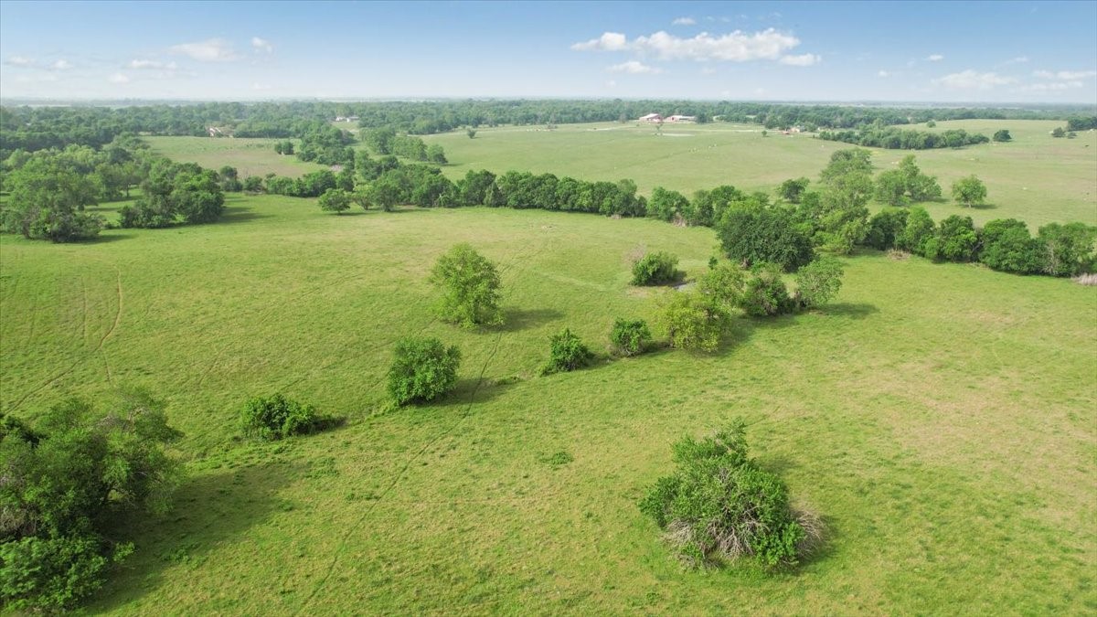 Tbd N Fm 100 Honey Grove TX 75446