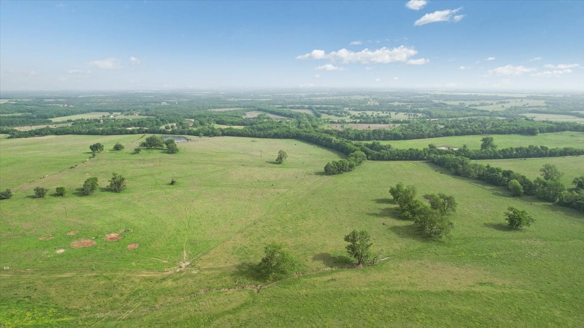 Tbd N Fm 100 Honey Grove TX 75446