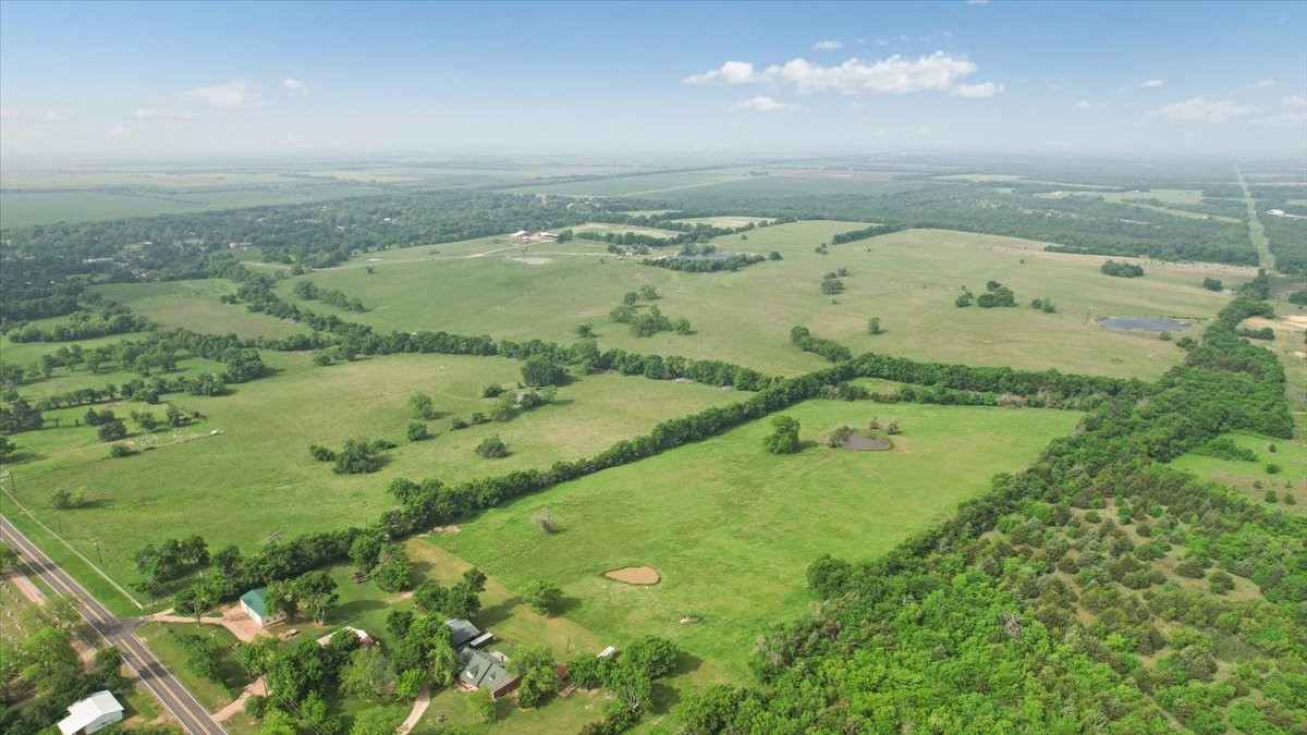Tbd N Fm 100 Honey Grove TX 75446