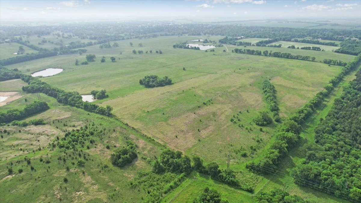 Tbd N Fm 100 Honey Grove TX 75446
