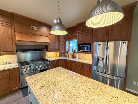 6831 State Highway 175 Montague TX 76251