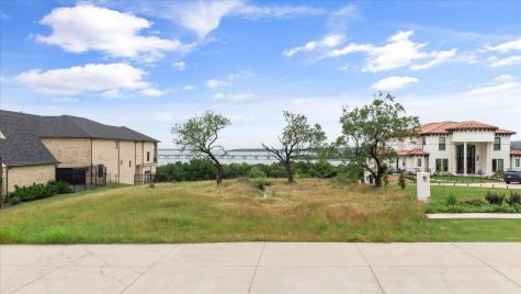 1047 Mallard Pointe Drive Grand Prairie TX 75104