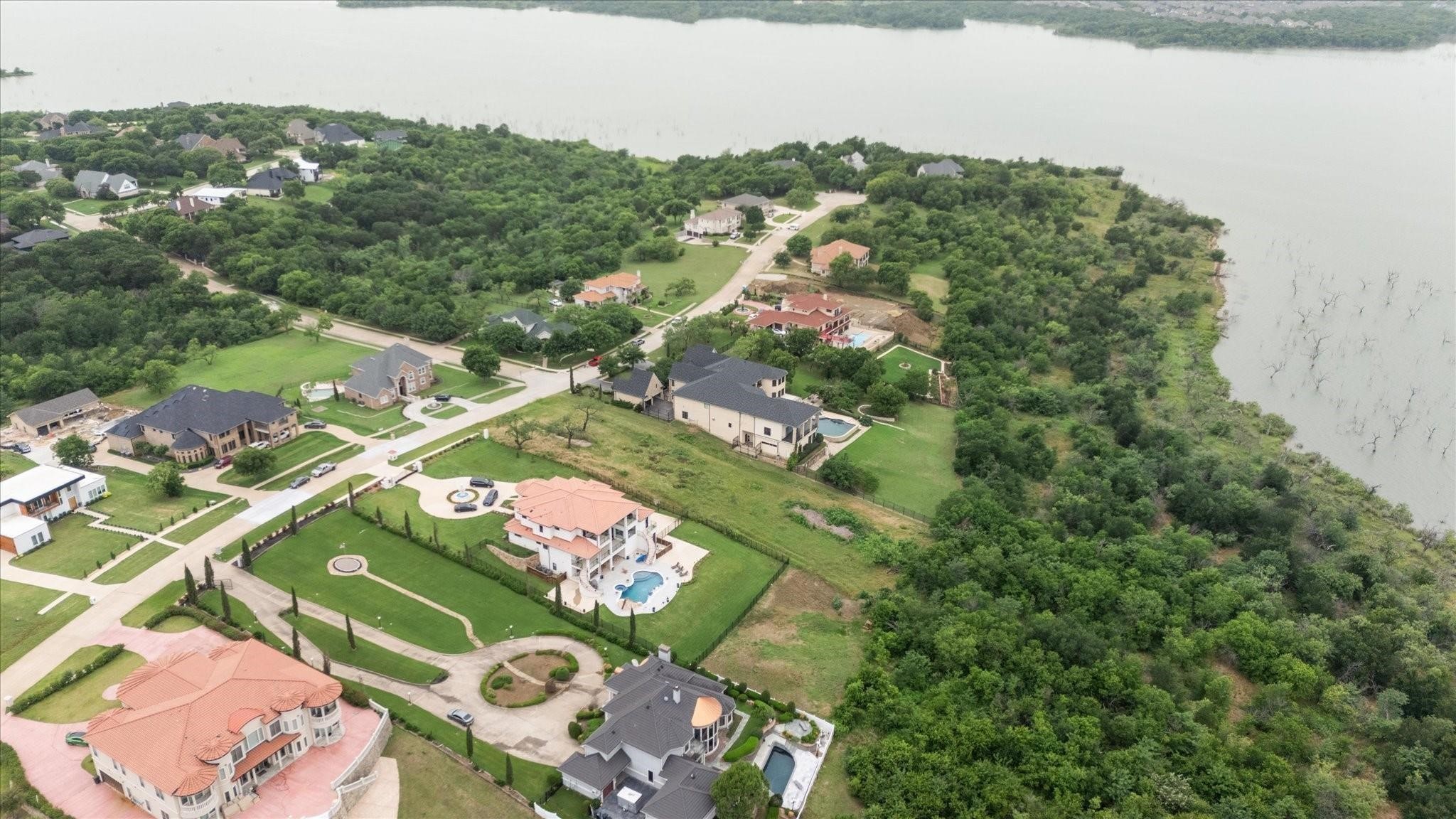 1047 Mallard Pointe Drive Grand Prairie TX 75104