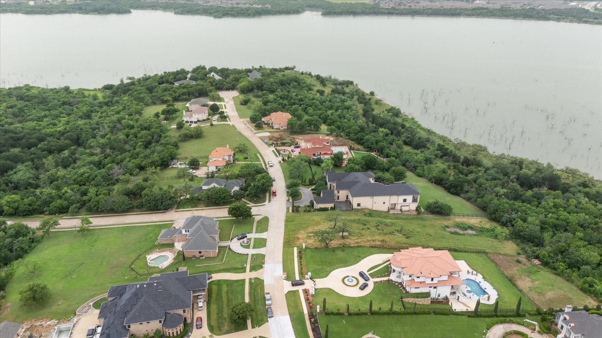 1047 Mallard Pointe Drive Grand Prairie TX 75104