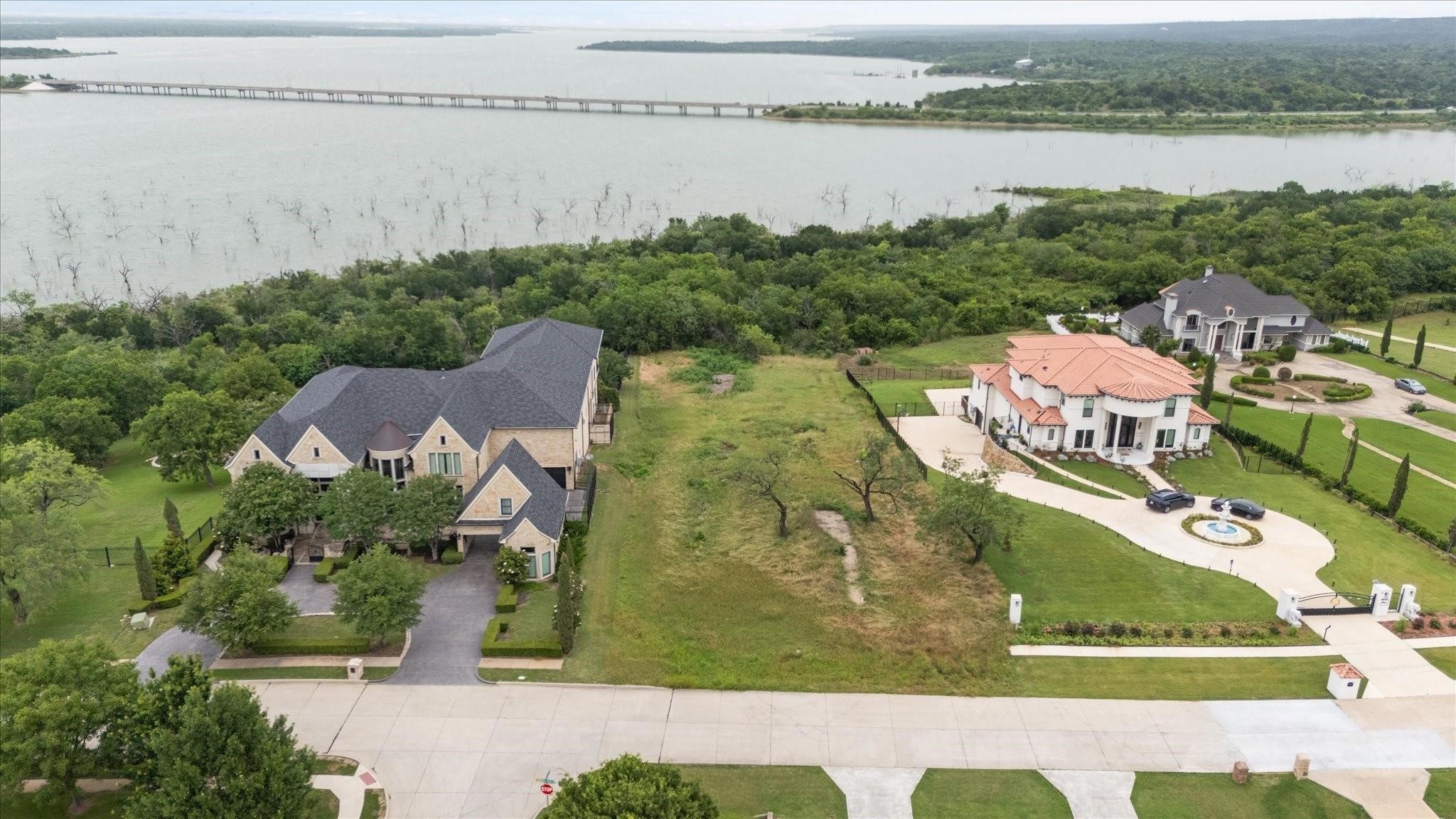 1047 Mallard Pointe Drive Grand Prairie TX 75104
