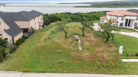 1047 Mallard Pointe Drive Grand Prairie TX 75104