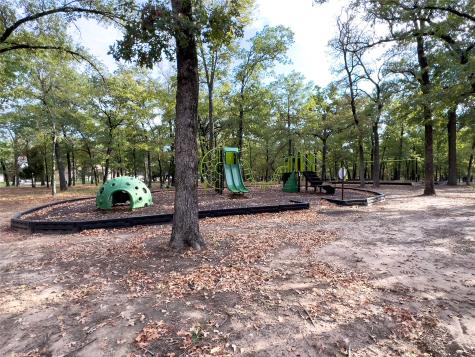 221 Colonial Drive Mabank TX 75156