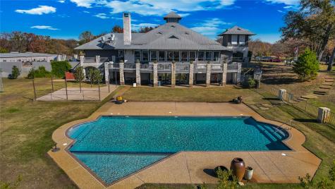 221 Colonial Drive Mabank TX 75156