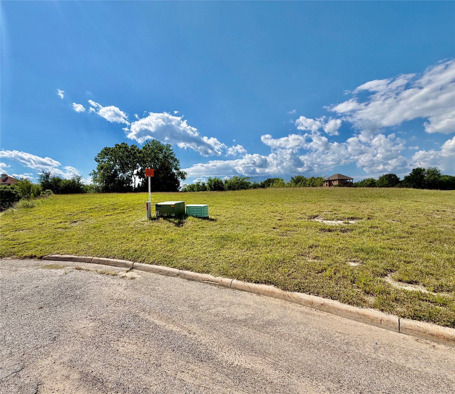 12 Monarch Drive Denison TX 75020