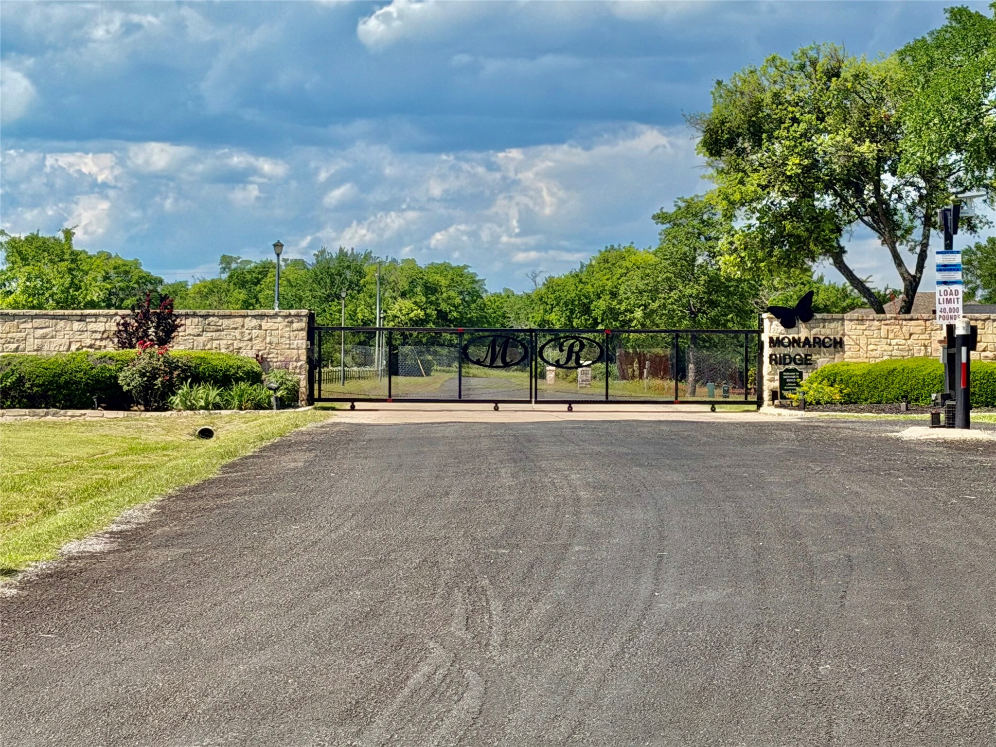 12 Monarch Drive Denison TX 75020