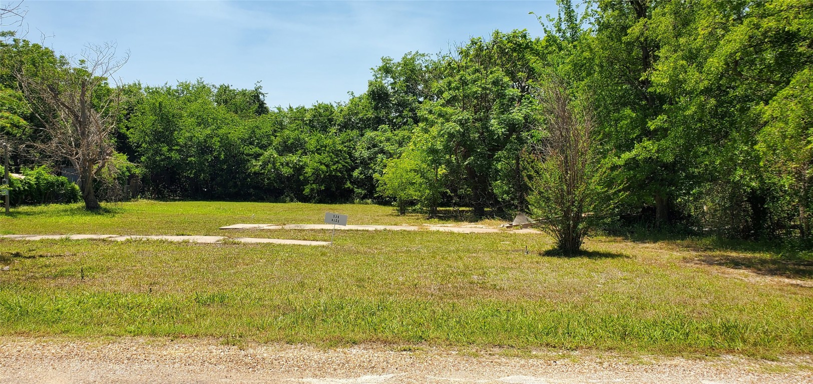 536 Wise Street Newark TX 76071