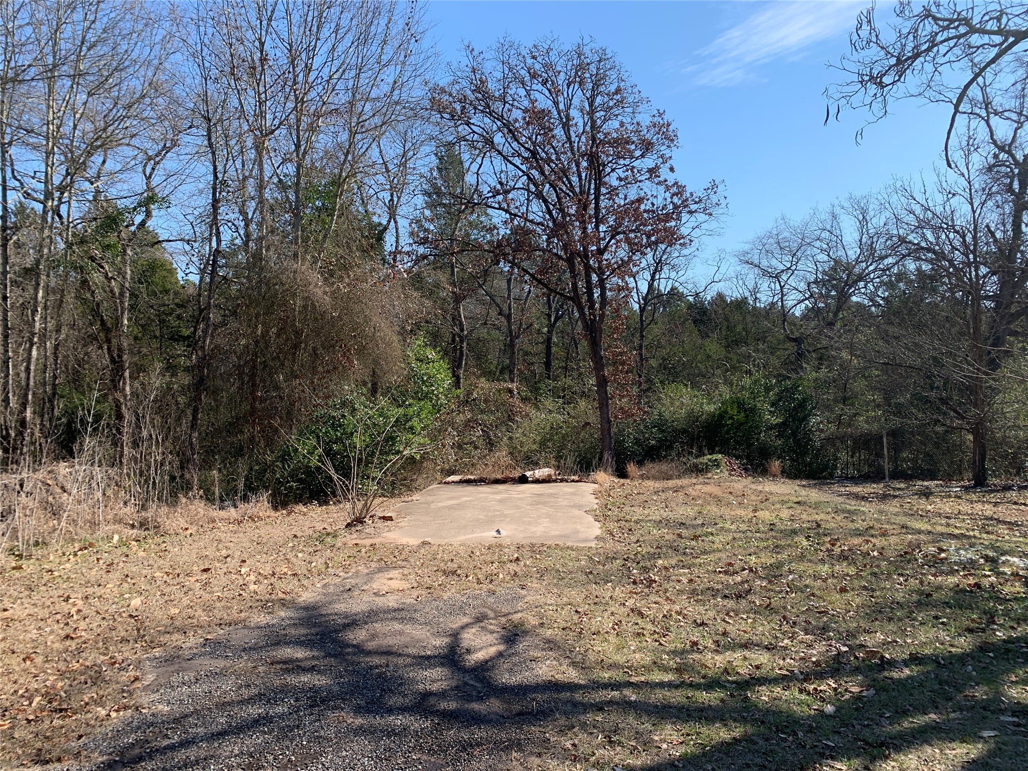 911 W Cayuga Drive Athens TX 75751