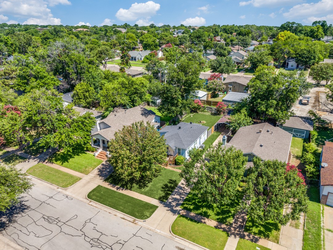 4812 Calmont Avenue Fort Worth TX 76107
