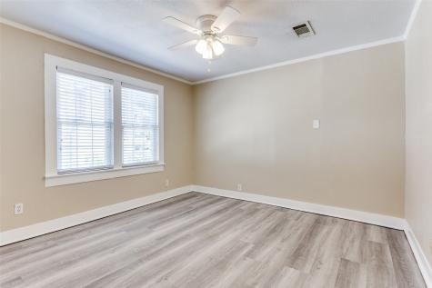 4812 Calmont Avenue Fort Worth TX 76107