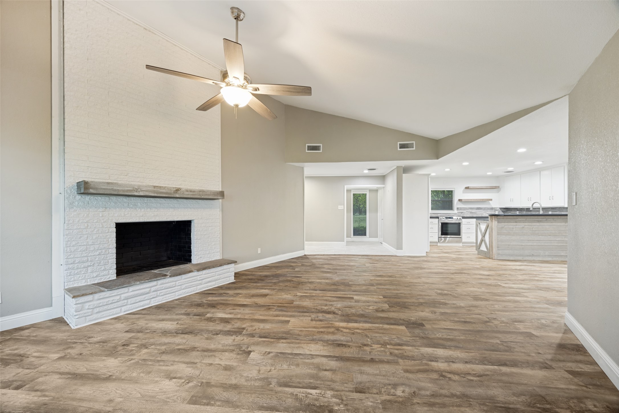 2121 E Pecan Lane Plano TX 75074
