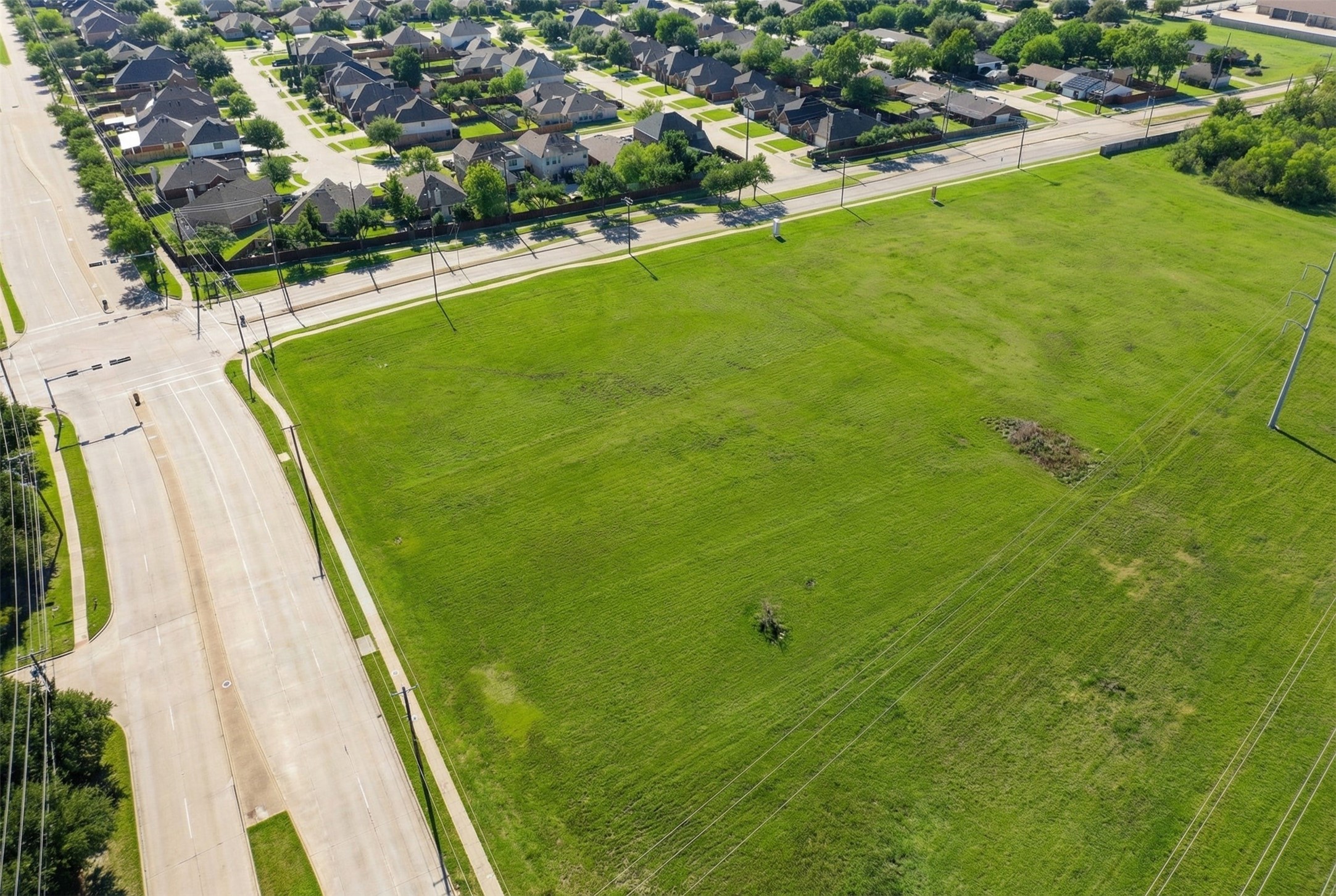 908 Polo Road Grand Prairie TX 75052