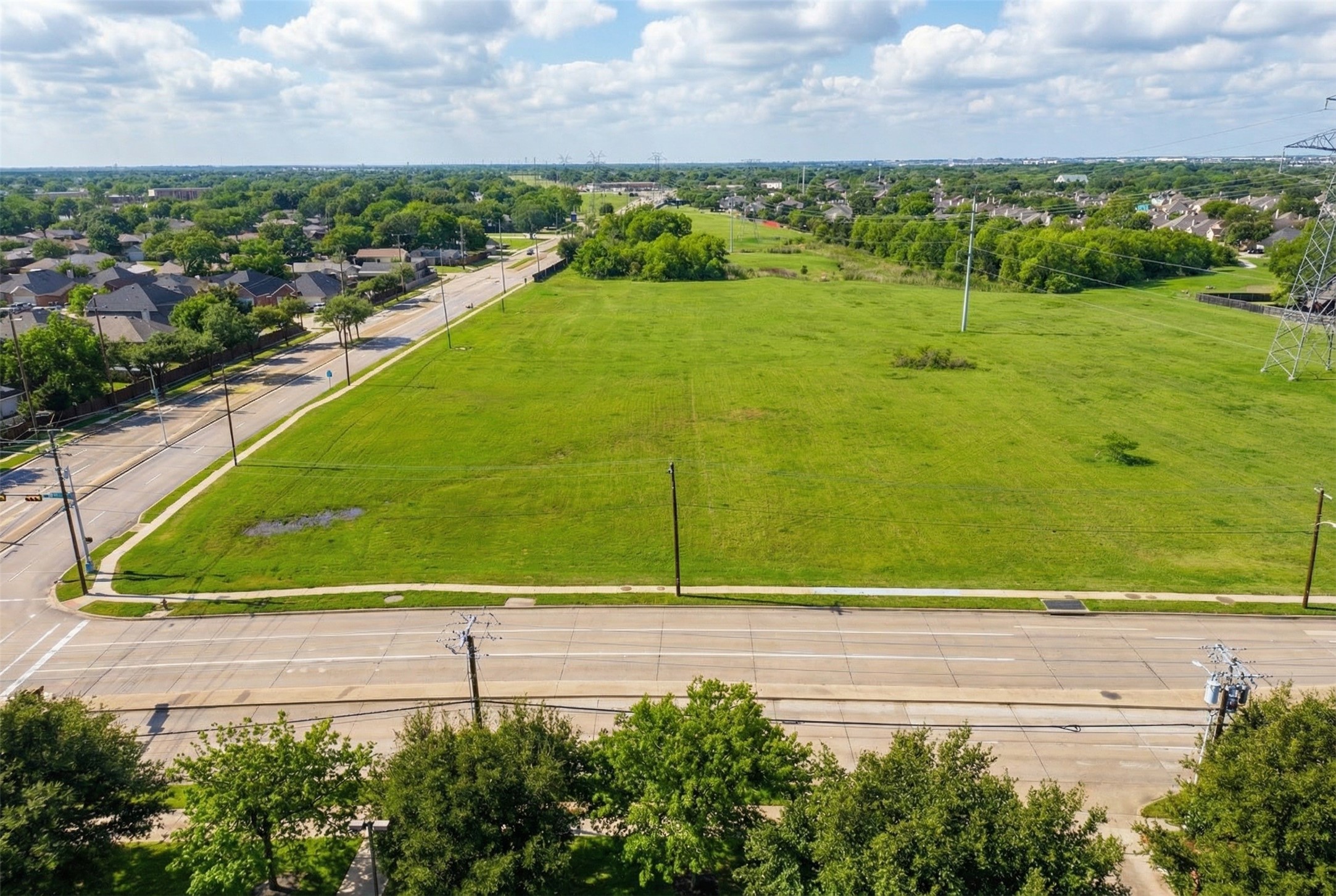 908 Polo Road Grand Prairie TX 75052