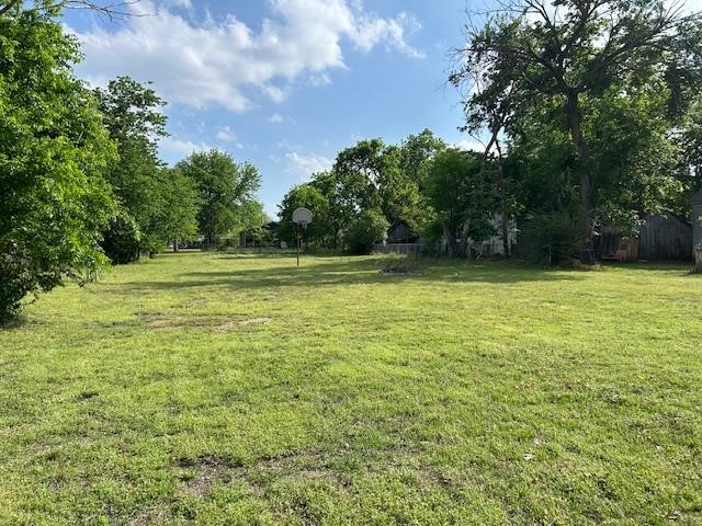 405 E Grand Street Whitewright TX 75491