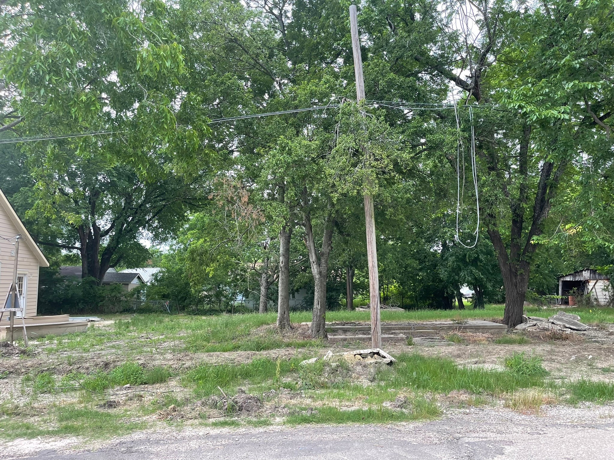130 S Manson Street Wolfe City TX 75496