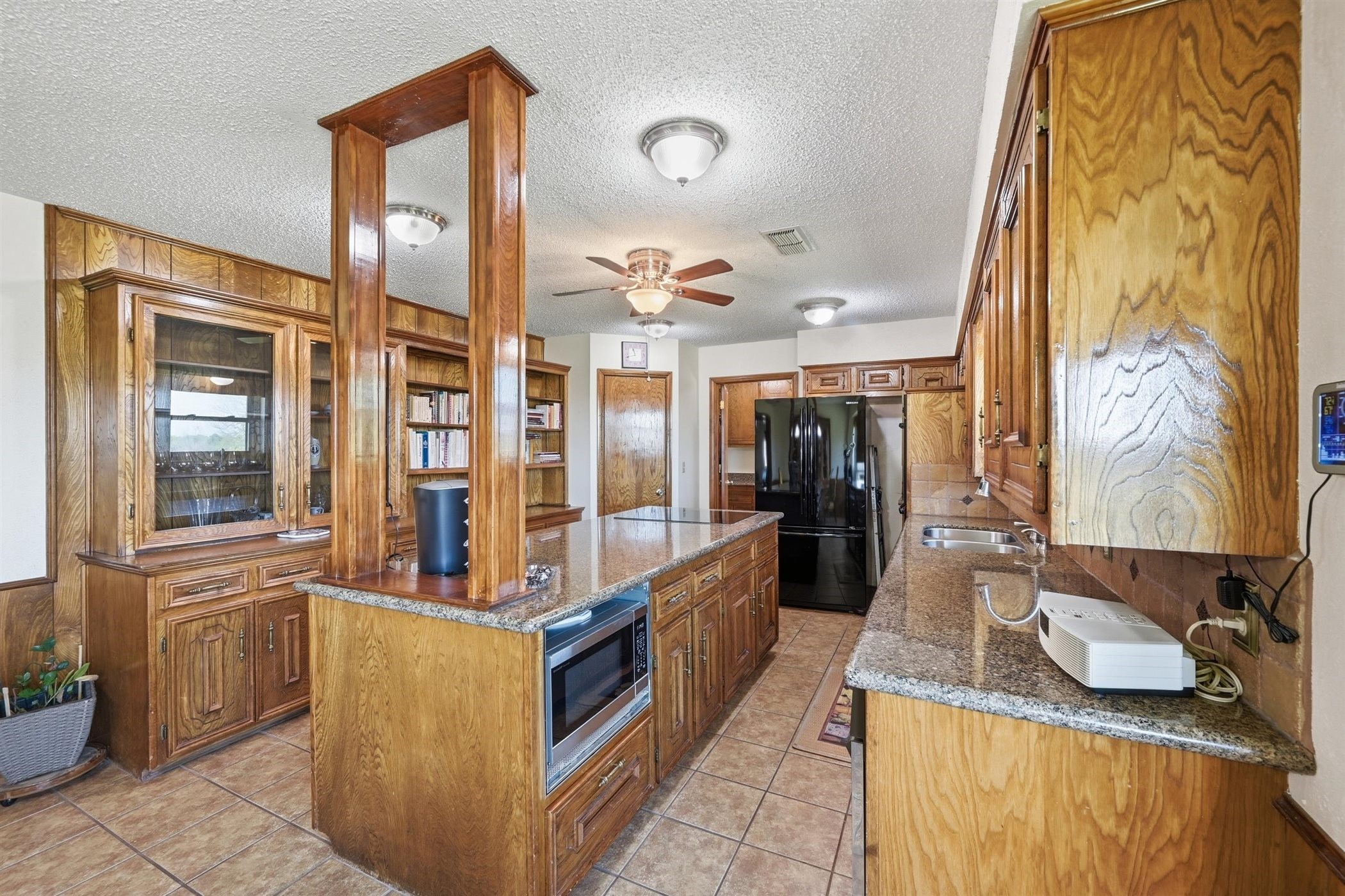 12099 County Road 1028 Blue Ridge TX 75424