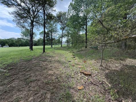 401 Meandering Way Corsicana TX 75109