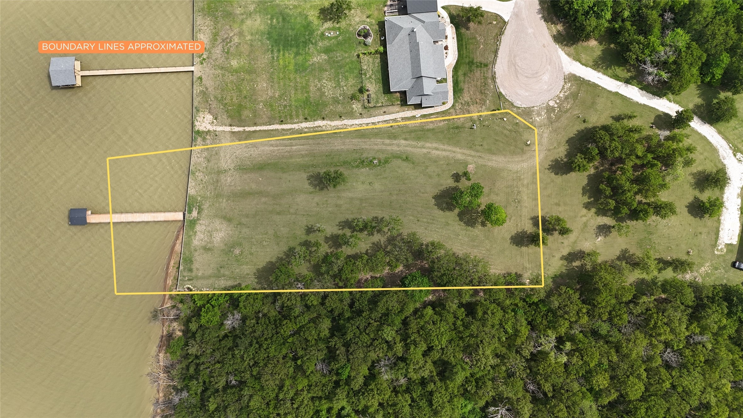 401 Meandering Way Corsicana TX 75109