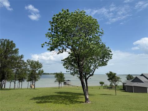 401 Meandering Way Corsicana TX 75109