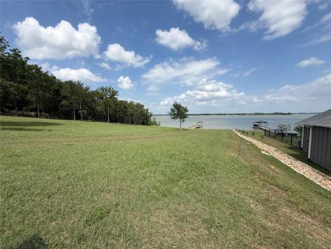401 Meandering Way Corsicana TX 75109