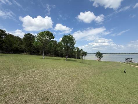 401 Meandering Way Corsicana TX 75109