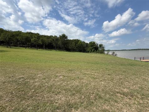 401 Meandering Way Corsicana TX 75109