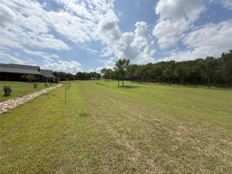 401 Meandering Way Corsicana TX 75109