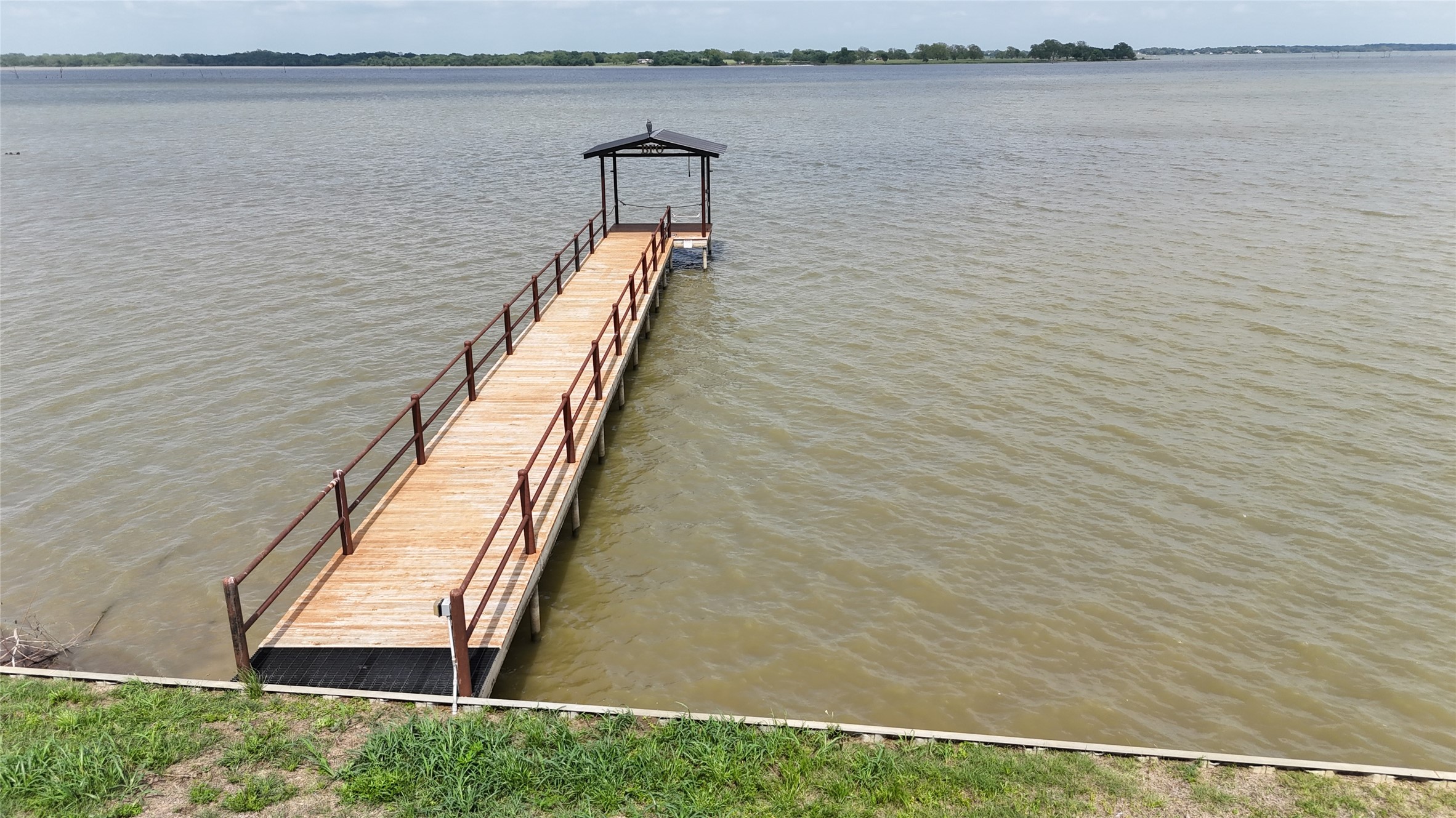 401 Meandering Way Corsicana TX 75109