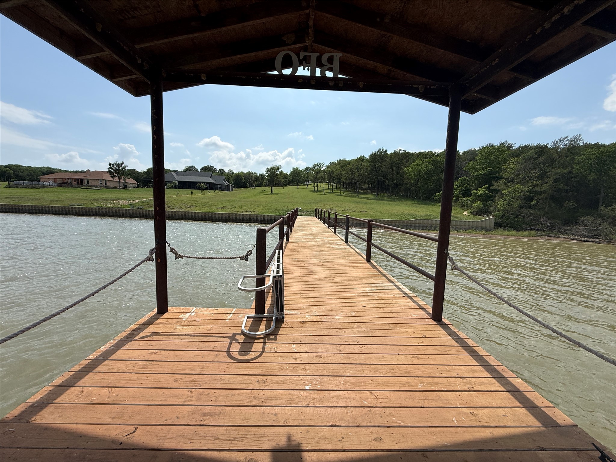 401 Meandering Way Corsicana TX 75109