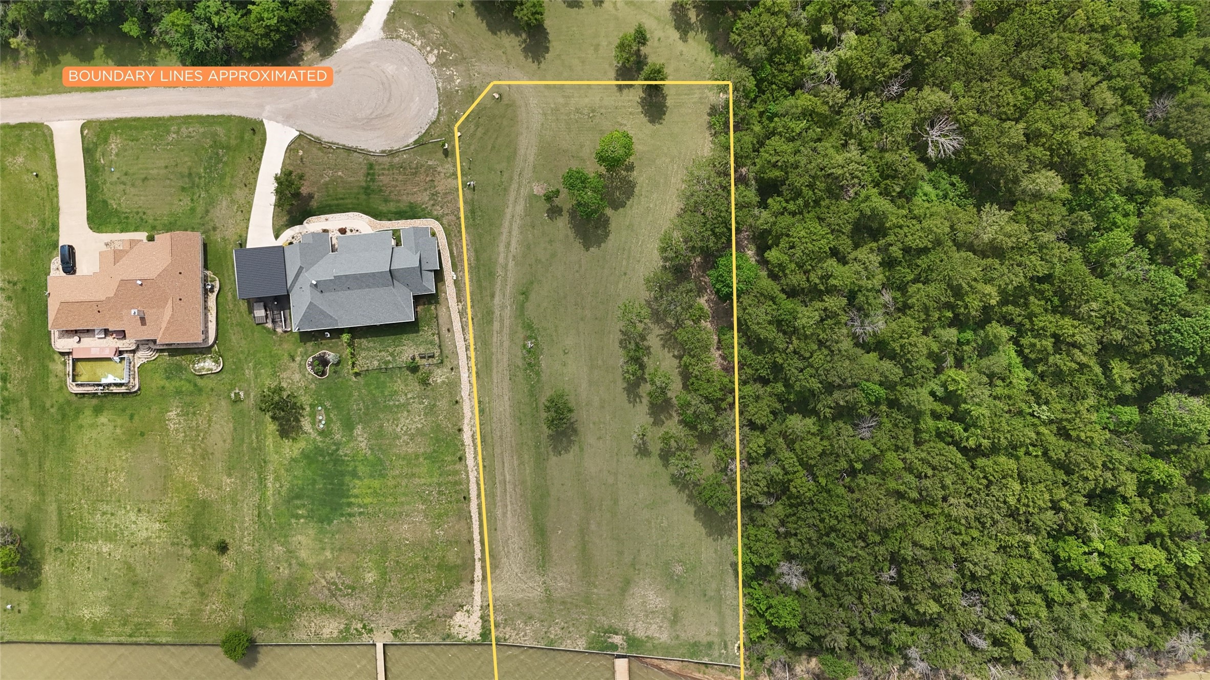 401 Meandering Way Corsicana TX 75109