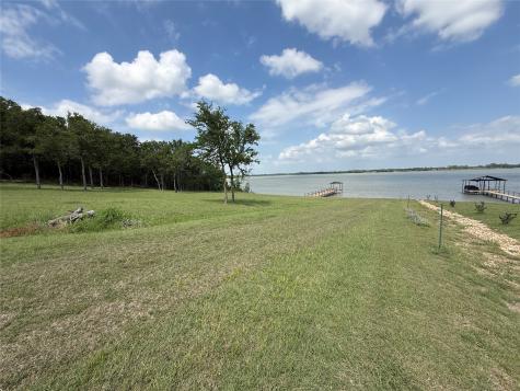 401 Meandering Way Corsicana TX 75109