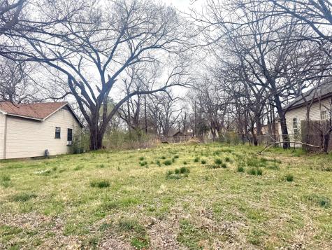 217 W Acheson Street Denison TX 75020
