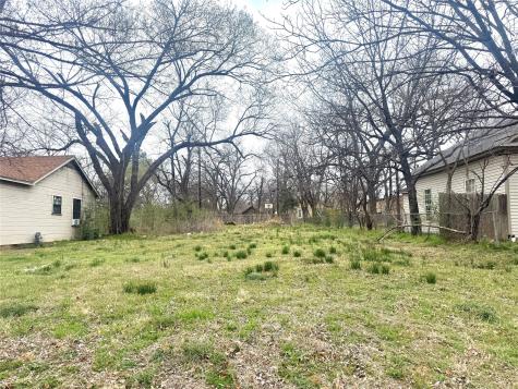 217 W Acheson Street Denison TX 75020