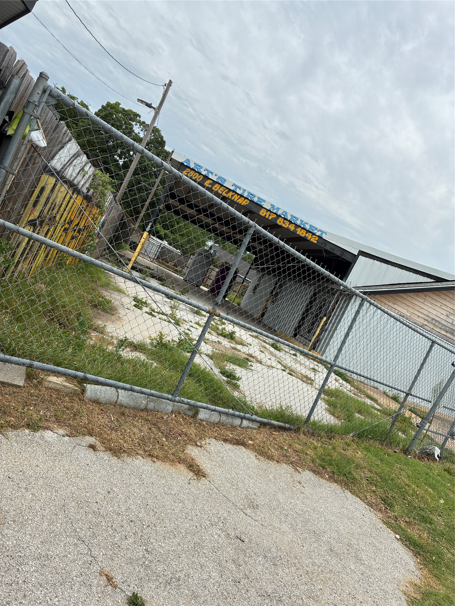 2800 E Belknap Fort Worth TX 76111