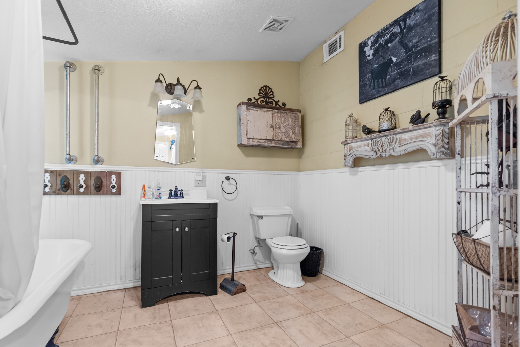 1355 N Houston Street Lorena TX 76655