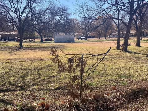 407 W Pecan Street Nocona TX 76255