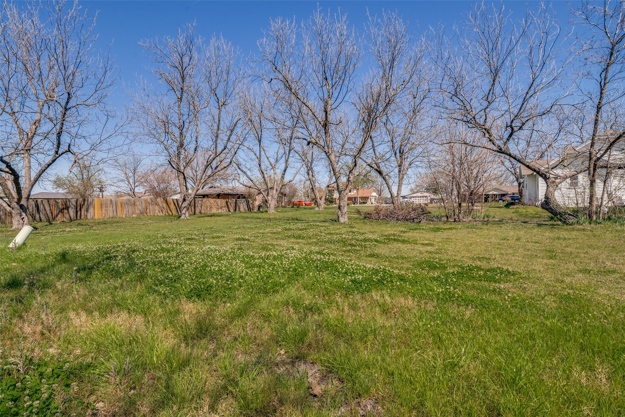 1107 N Houston Royse City TX 75189