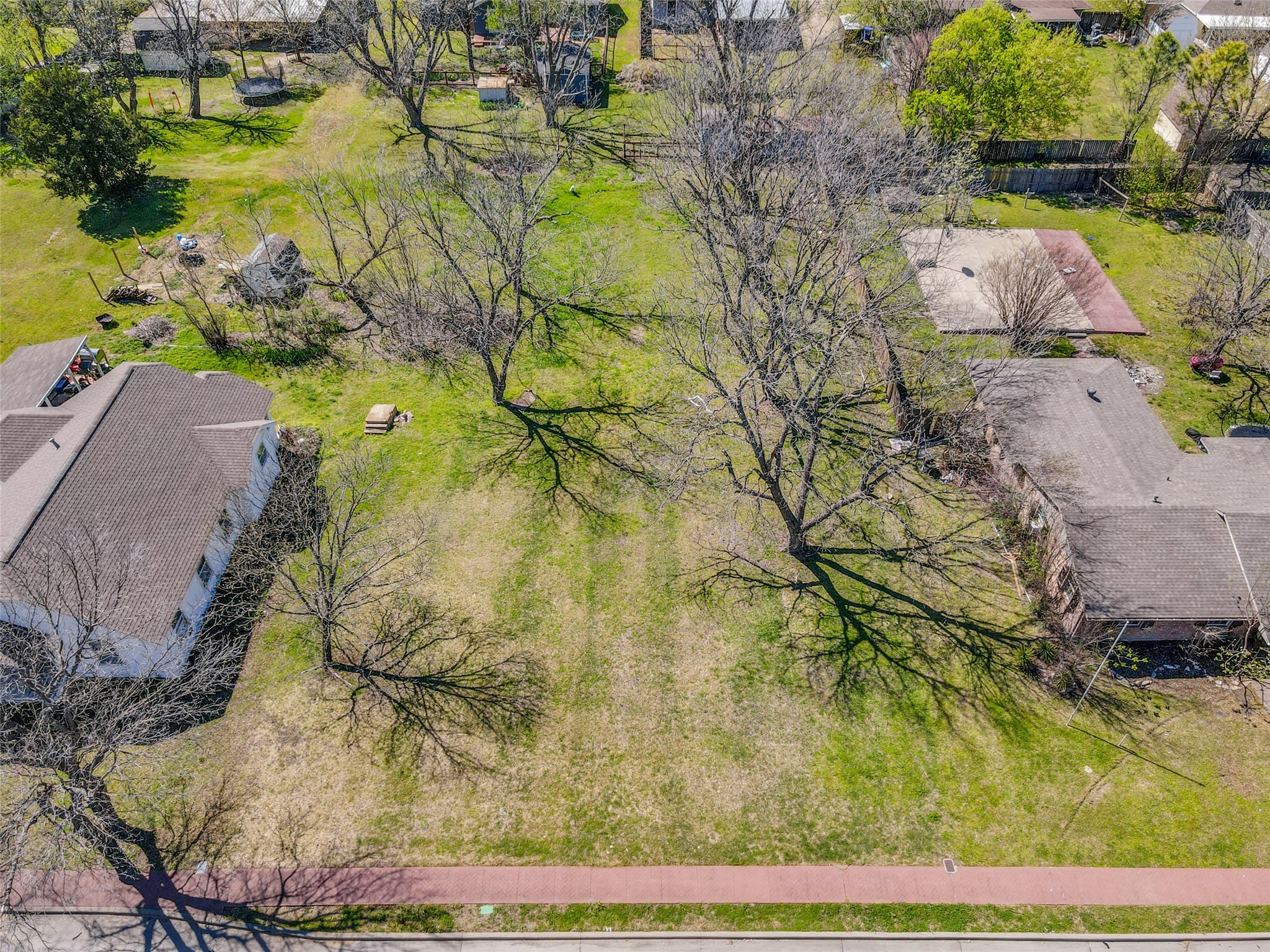 1107 N Houston Royse City TX 75189