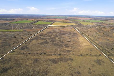 Trolinder Road Fm 680 Quanah TX 79252