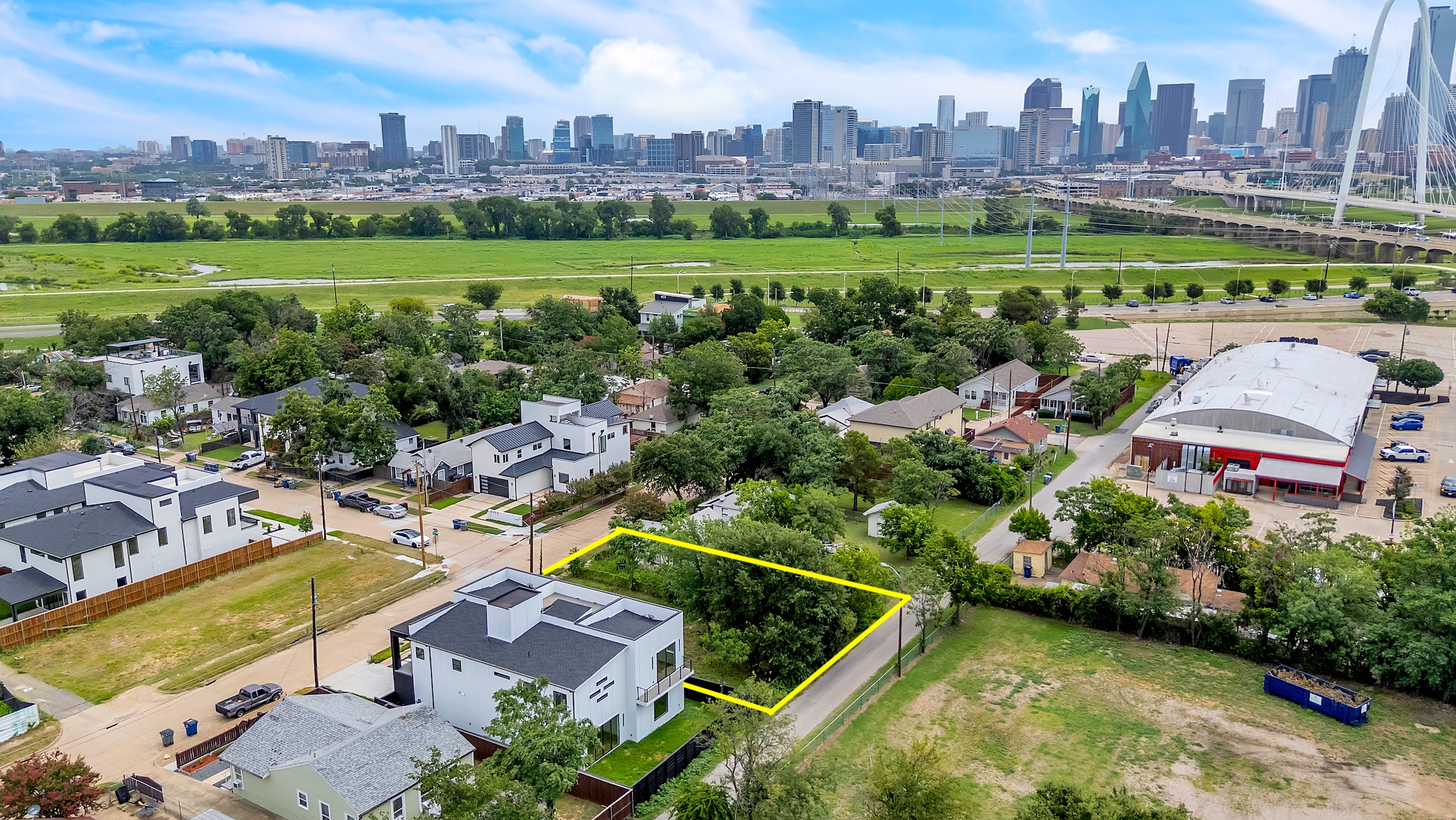 336 Guam Street Dallas TX 75212