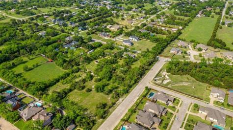 1000 Silver Creek Drive Desoto TX 75115