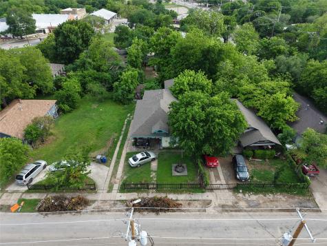 814 E 12th Street Dallas TX 75203
